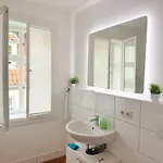 Apartament Dreamzzz L Perfekt Fuer Familien & Paare L Innenstadt L Parkhaus 100 Meter
