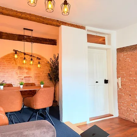 Apartment Dreamzzz L Perfekt Fuer Familien & Paare L Innenstadt L Parkhaus 100 Meter